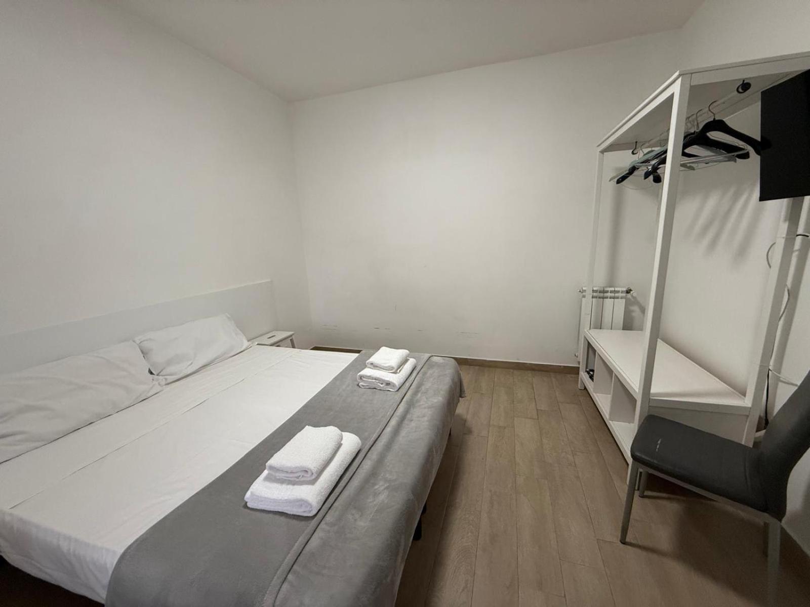 Rhome Rome Room photo
