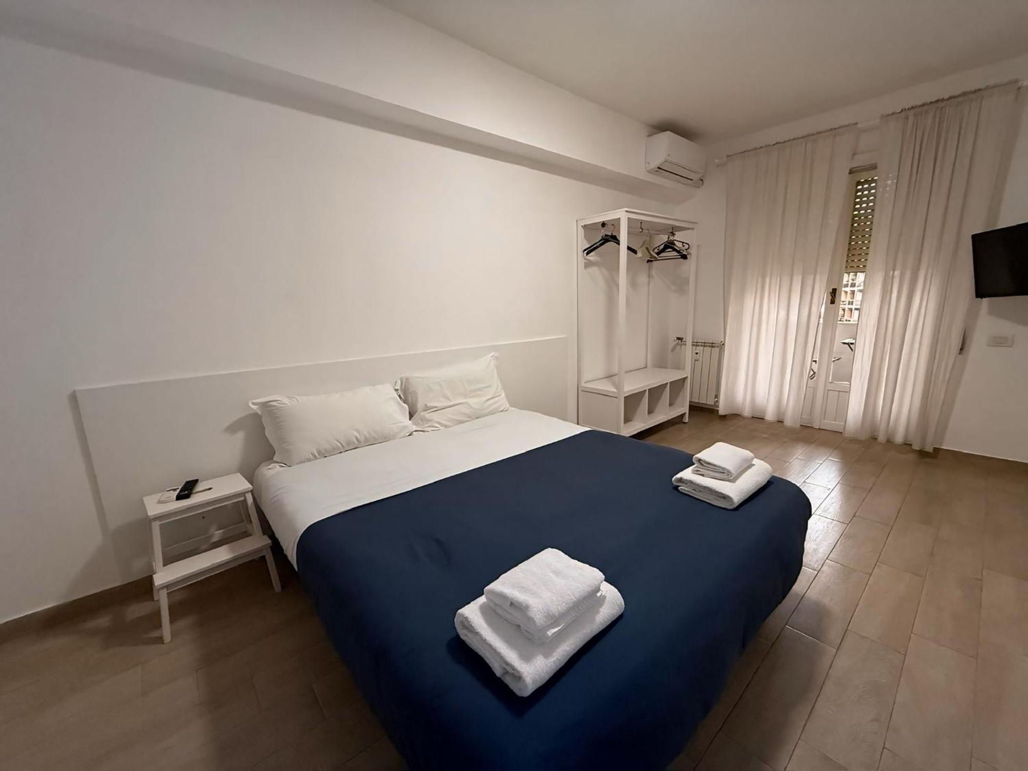 Rhome Rome Room photo